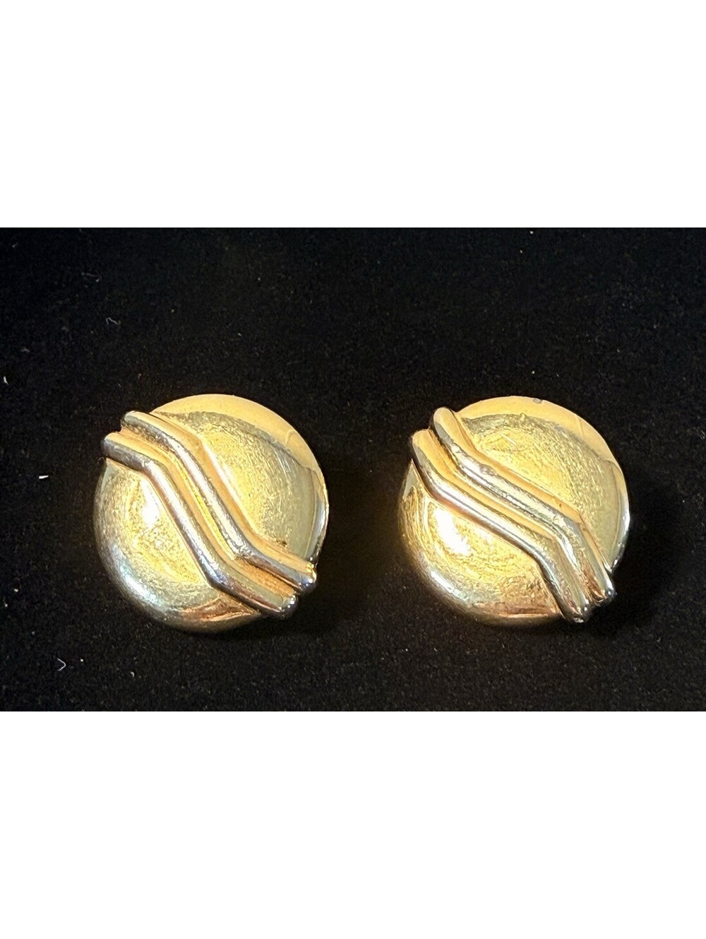 VTG Monet Signed Earrings Round Button Gold Tone Clip One Retro Sleek Modern